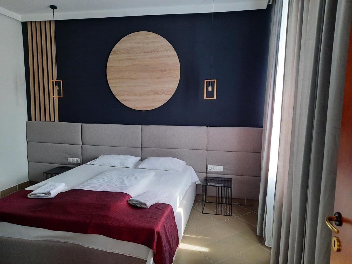 Pension Recidency Oradea Ngoại thất bức ảnh
