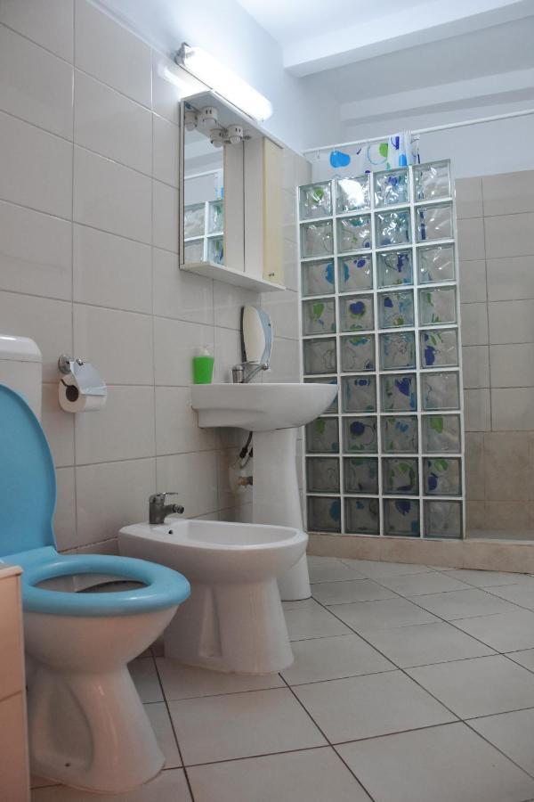 Pension Recidency Oradea Ngoại thất bức ảnh